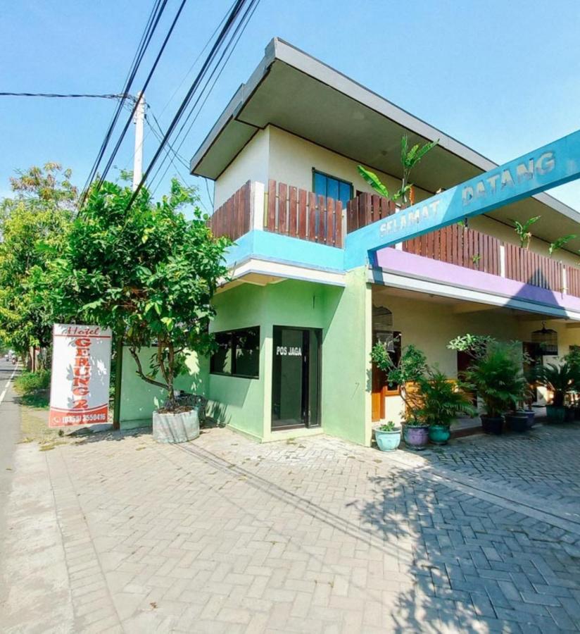 Hotel Gerung 2 Near Luwes Mall Nganjuk Mitra Reddoorz Exterior photo
